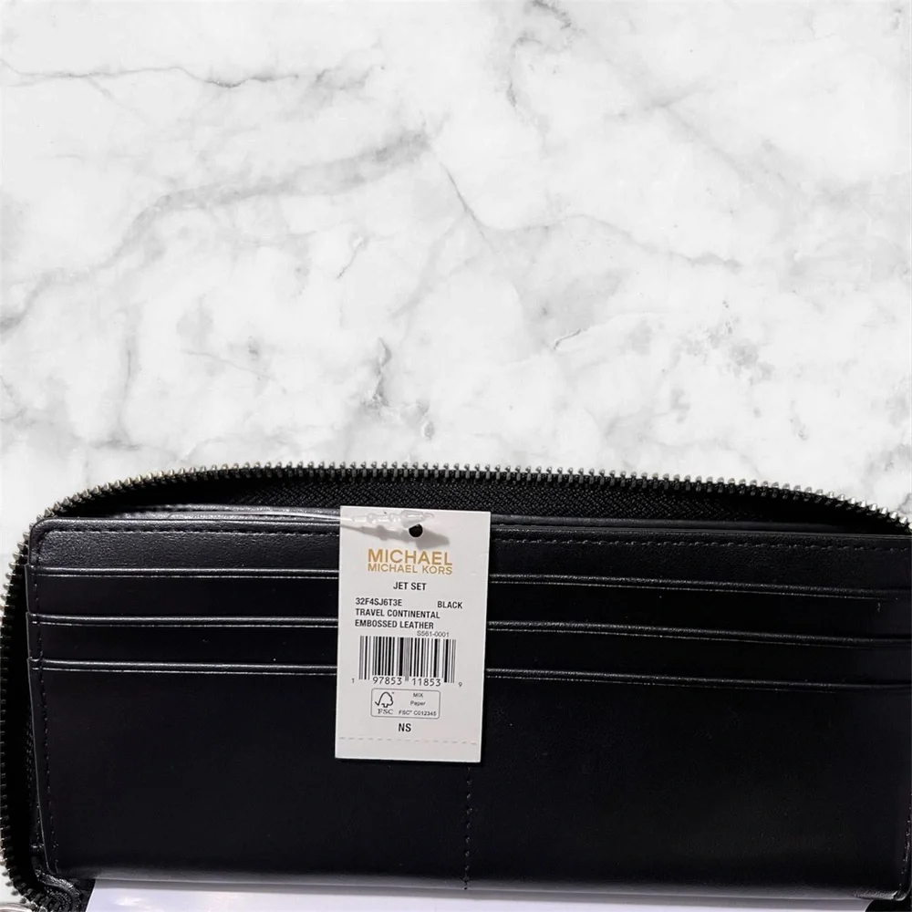 NWT Michael Kors Black Croc-Embossed Wallet